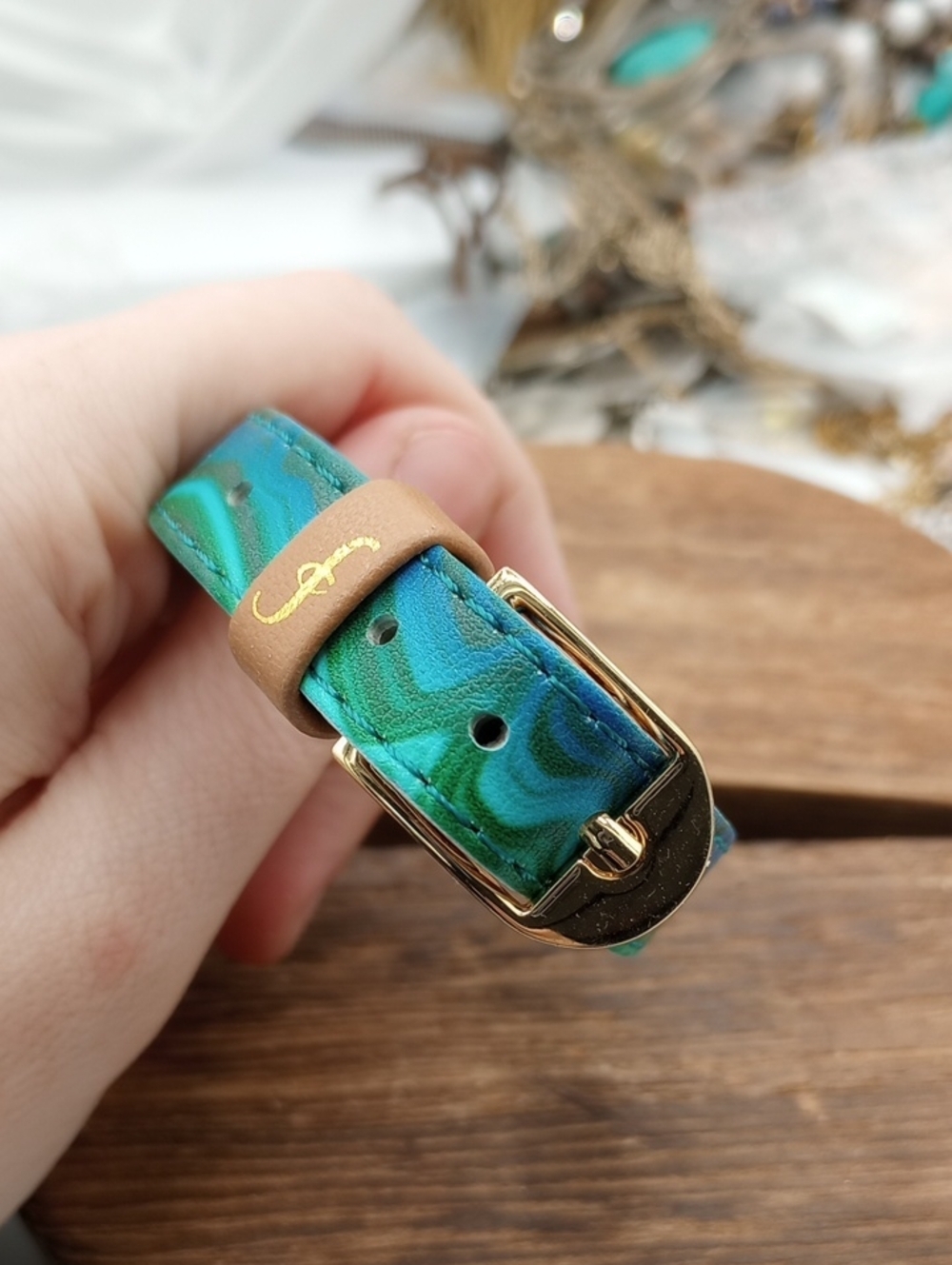 FriendshipCollar Teal & Green Marbled Leather Wrap Watch Strap with Tan B1004 - Picture 2 of 3